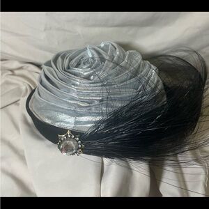Vintage Don Anderson 100% Wool Felt Bollman Hat Derby Silver Sparkle Feather